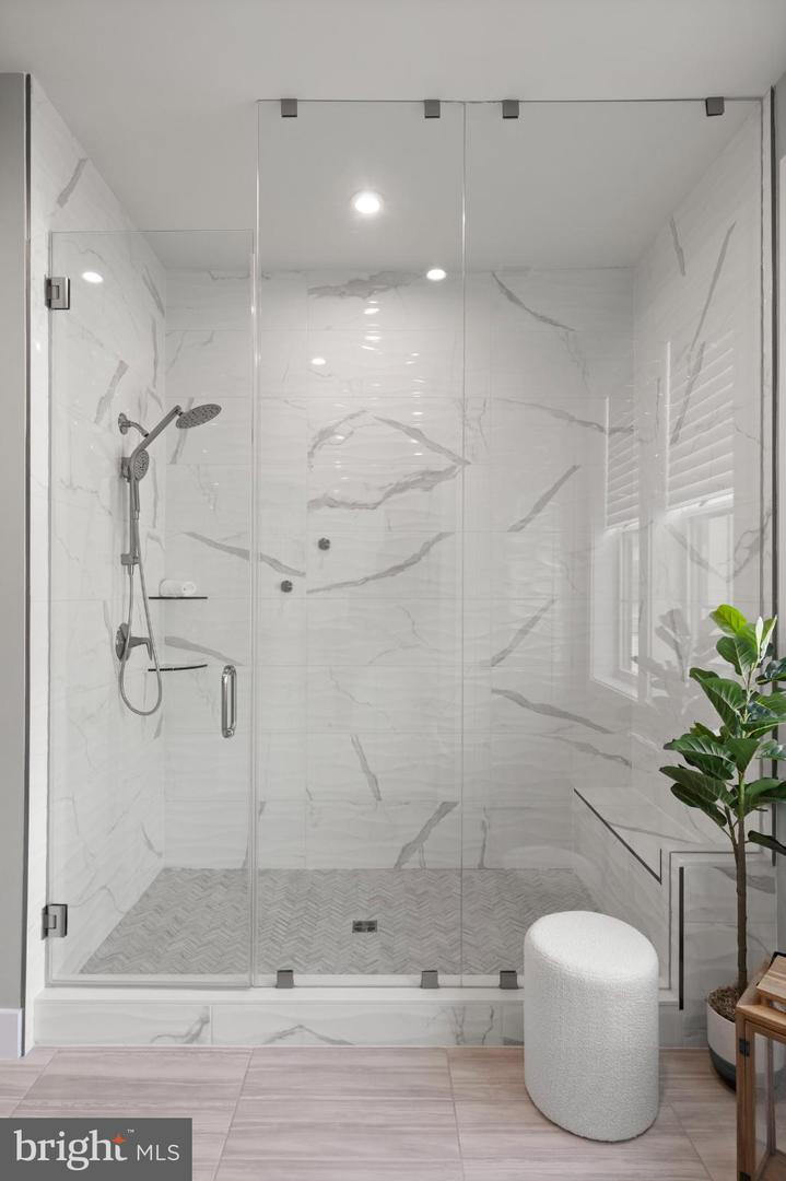 43442 CROSON LN #100, ASHBURN, Virginia 20148, 3 Bedrooms Bedrooms, ,3 BathroomsBathrooms,Residential,For sale,43442 CROSON LN #100,VALO2114130 MLS # VALO2114130