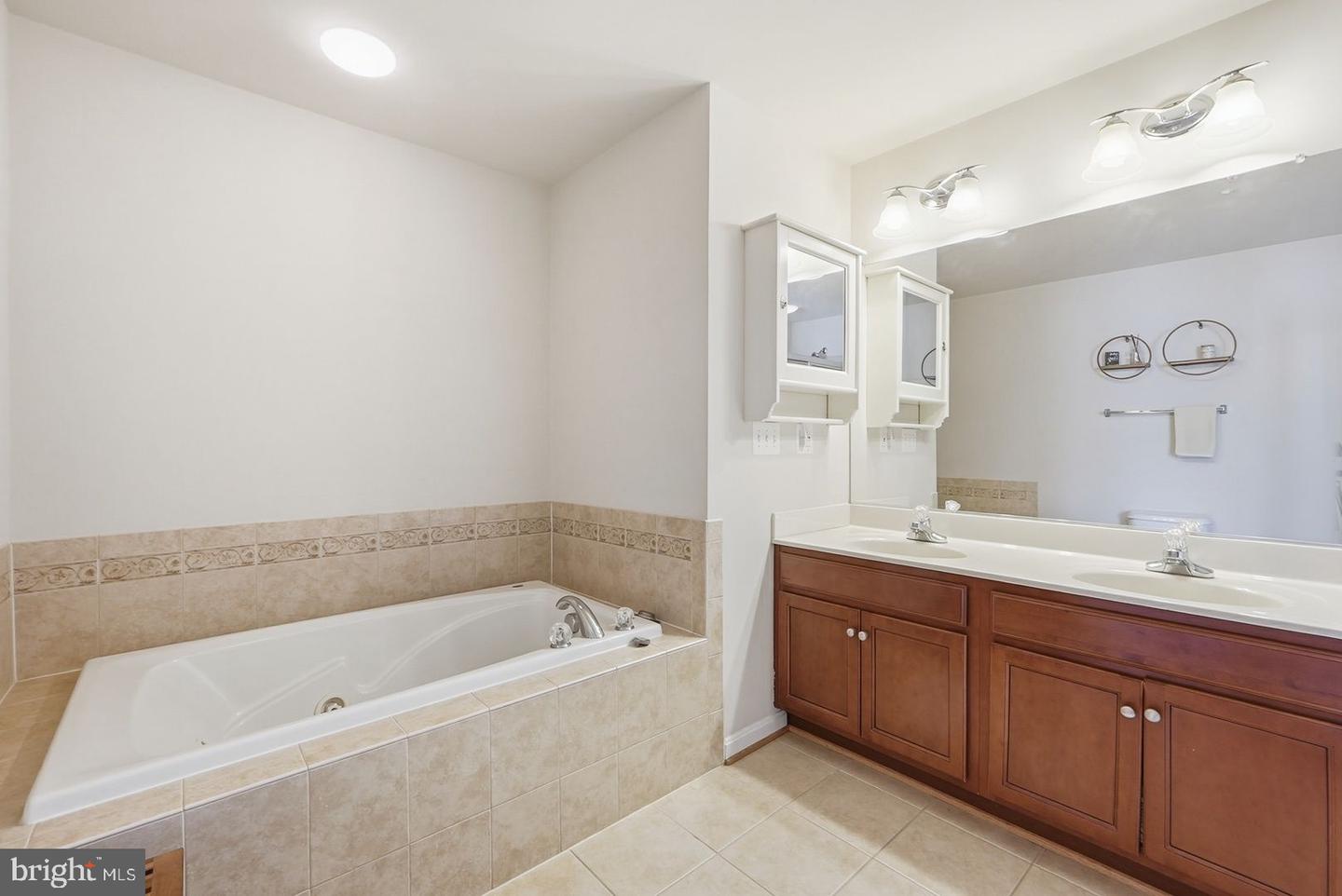 15839 JOHN DISKIN CIR, WOODBRIDGE, Virginia 22191, 3 Bedrooms Bedrooms, ,2 BathroomsBathrooms,Residential,For sale,15839 JOHN DISKIN CIR,VAPW2110752 MLS # VAPW2110752