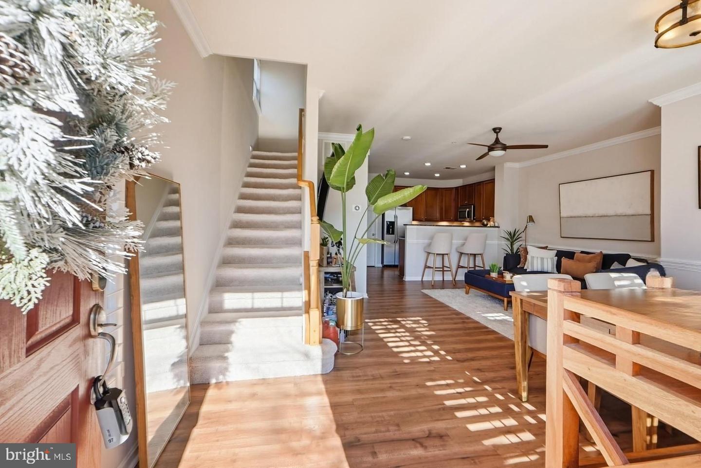 15839 JOHN DISKIN CIR, WOODBRIDGE, Virginia 22191, 3 Bedrooms Bedrooms, ,2 BathroomsBathrooms,Residential,For sale,15839 JOHN DISKIN CIR,VAPW2110752 MLS # VAPW2110752