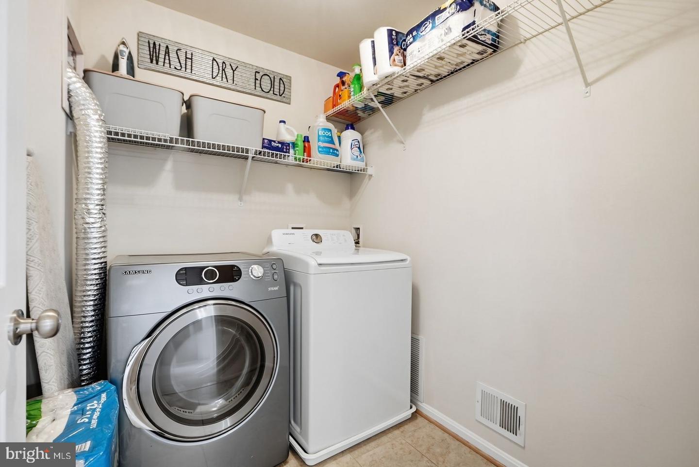 15839 JOHN DISKIN CIR, WOODBRIDGE, Virginia 22191, 3 Bedrooms Bedrooms, ,2 BathroomsBathrooms,Residential,For sale,15839 JOHN DISKIN CIR,VAPW2110752 MLS # VAPW2110752