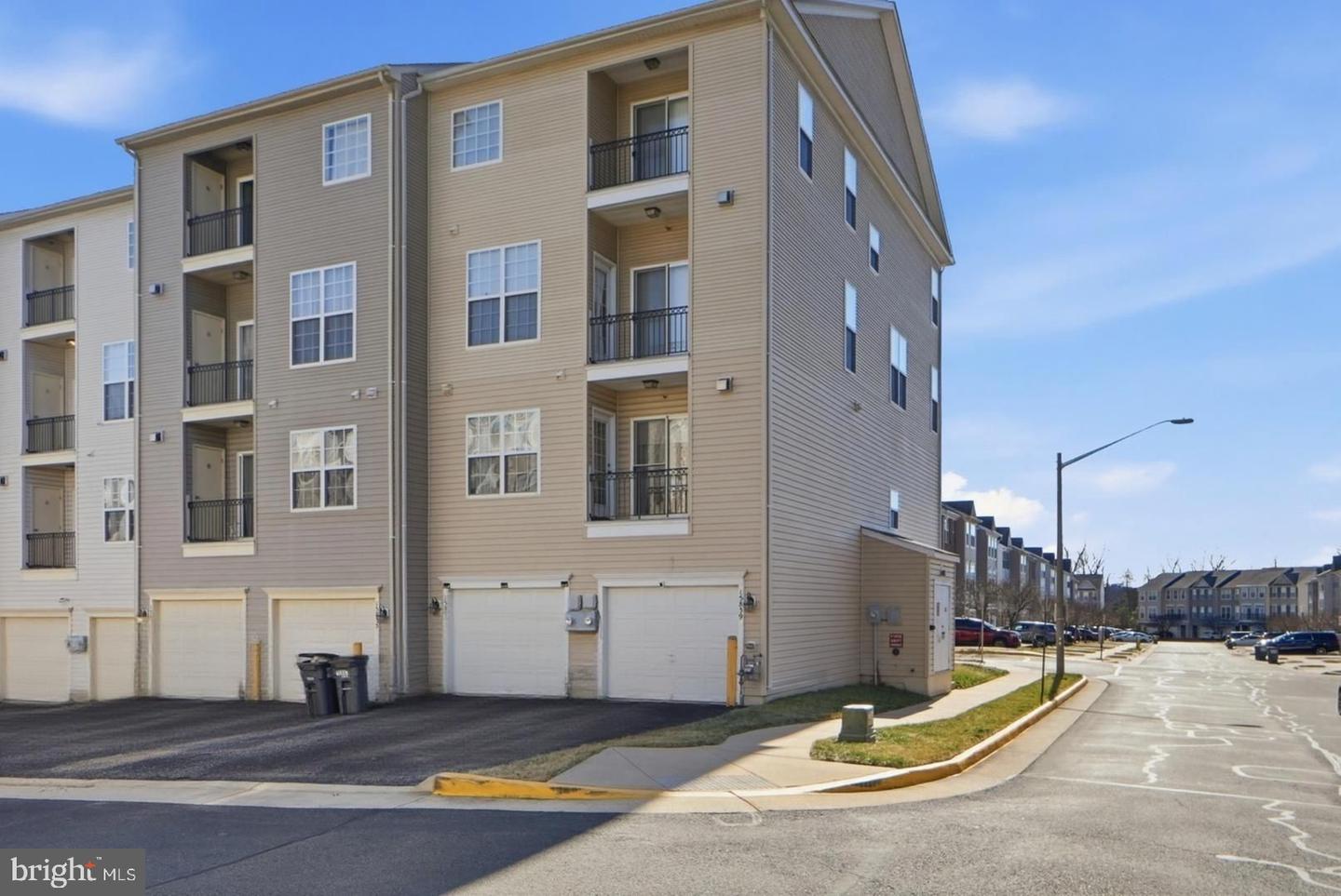 15839 JOHN DISKIN CIR, WOODBRIDGE, Virginia 22191, 3 Bedrooms Bedrooms, ,2 BathroomsBathrooms,Residential,For sale,15839 JOHN DISKIN CIR,VAPW2110752 MLS # VAPW2110752