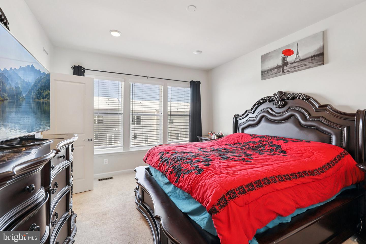 15099 JAXTON SQUARE LN, HAYMARKET, Virginia 20169, 3 Bedrooms Bedrooms, ,2 BathroomsBathrooms,Residential,For sale,15099 JAXTON SQUARE LN,VAPW2110794 MLS # VAPW2110794