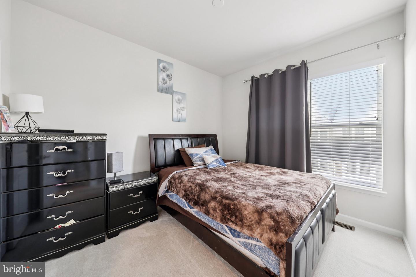 15099 JAXTON SQUARE LN, HAYMARKET, Virginia 20169, 3 Bedrooms Bedrooms, ,2 BathroomsBathrooms,Residential,For sale,15099 JAXTON SQUARE LN,VAPW2110794 MLS # VAPW2110794