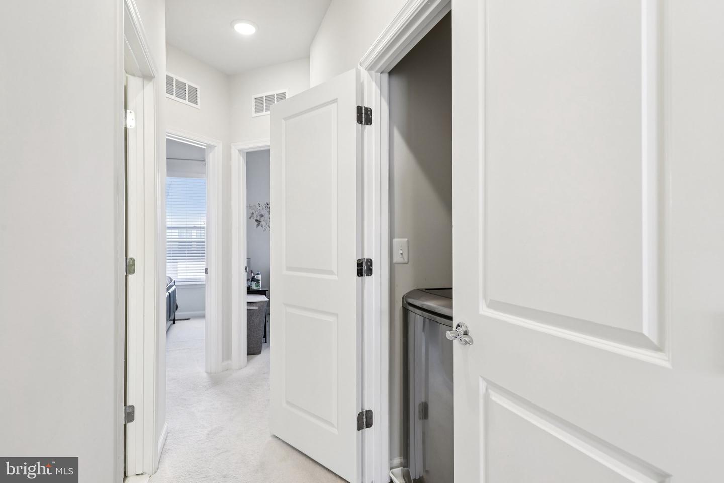 15099 JAXTON SQUARE LN, HAYMARKET, Virginia 20169, 3 Bedrooms Bedrooms, ,2 BathroomsBathrooms,Residential,For sale,15099 JAXTON SQUARE LN,VAPW2110794 MLS # VAPW2110794