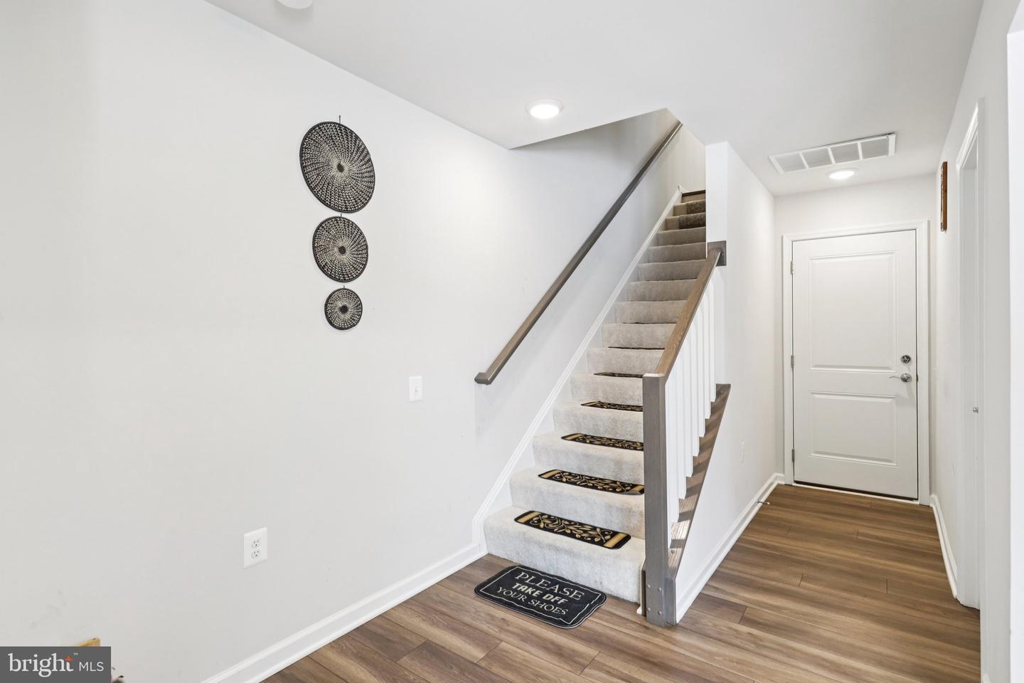 15099 JAXTON SQUARE LN, HAYMARKET, Virginia 20169, 3 Bedrooms Bedrooms, ,2 BathroomsBathrooms,Residential,For sale,15099 JAXTON SQUARE LN,VAPW2110794 MLS # VAPW2110794