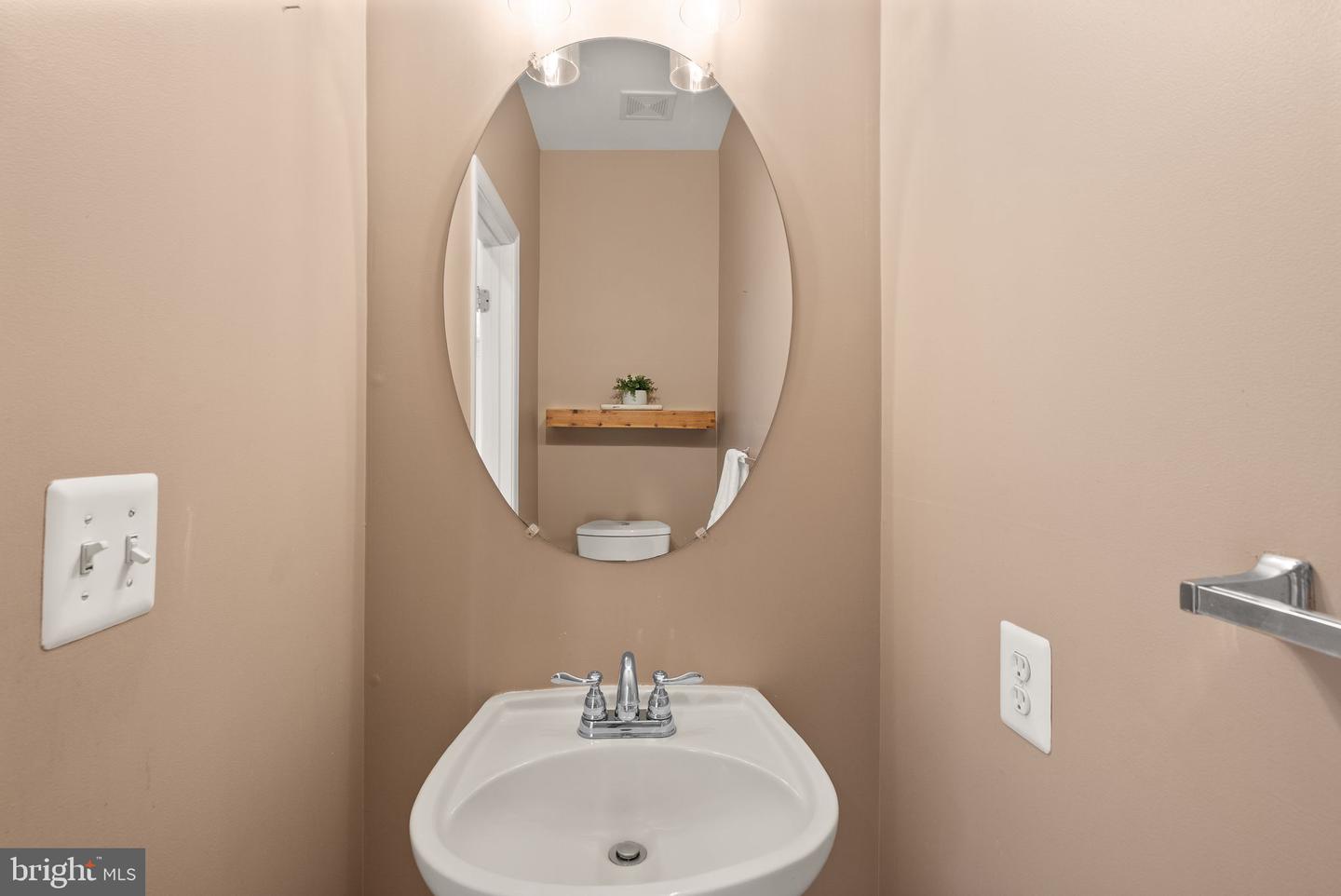 21147 BROOKSIDE LN, STERLING, Virginia 20165, 5 Bedrooms Bedrooms, ,3 BathroomsBathrooms,Residential,For sale,21147 BROOKSIDE LN,VALO2114218 MLS # VALO2114218 21147 BROOKSIDE LN, STERLING, Virginia 20165, 5 Bedrooms Bedrooms, ,3 BathroomsBathrooms,Residential,For sale,21147 BROOKSIDE LN,VALO2114218 MLS # VALO2114218