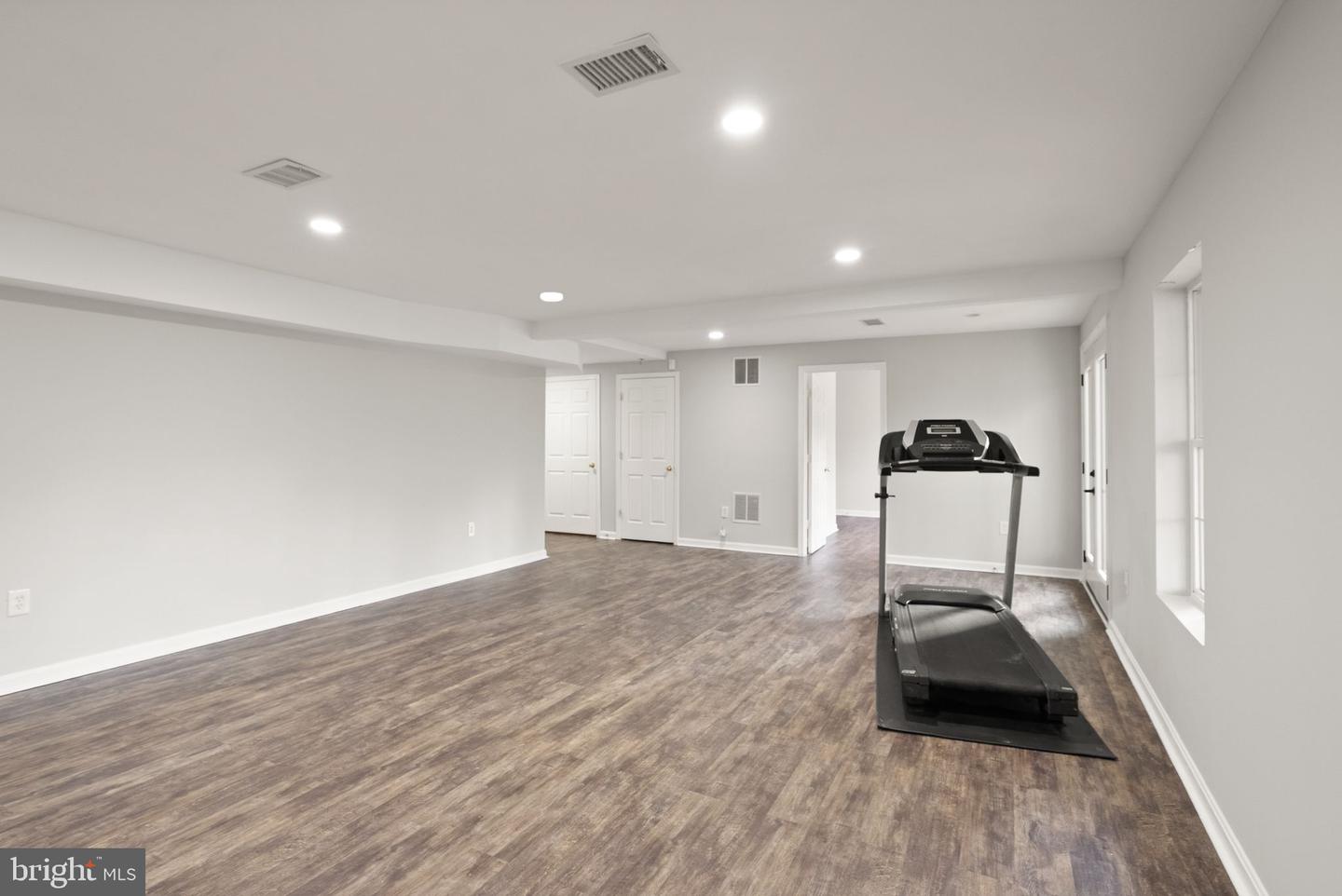 21147 BROOKSIDE LN, STERLING, Virginia 20165, 5 Bedrooms Bedrooms, ,3 BathroomsBathrooms,Residential,For sale,21147 BROOKSIDE LN,VALO2114218 MLS # VALO2114218 21147 BROOKSIDE LN, STERLING, Virginia 20165, 5 Bedrooms Bedrooms, ,3 BathroomsBathrooms,Residential,For sale,21147 BROOKSIDE LN,VALO2114218 MLS # VALO2114218