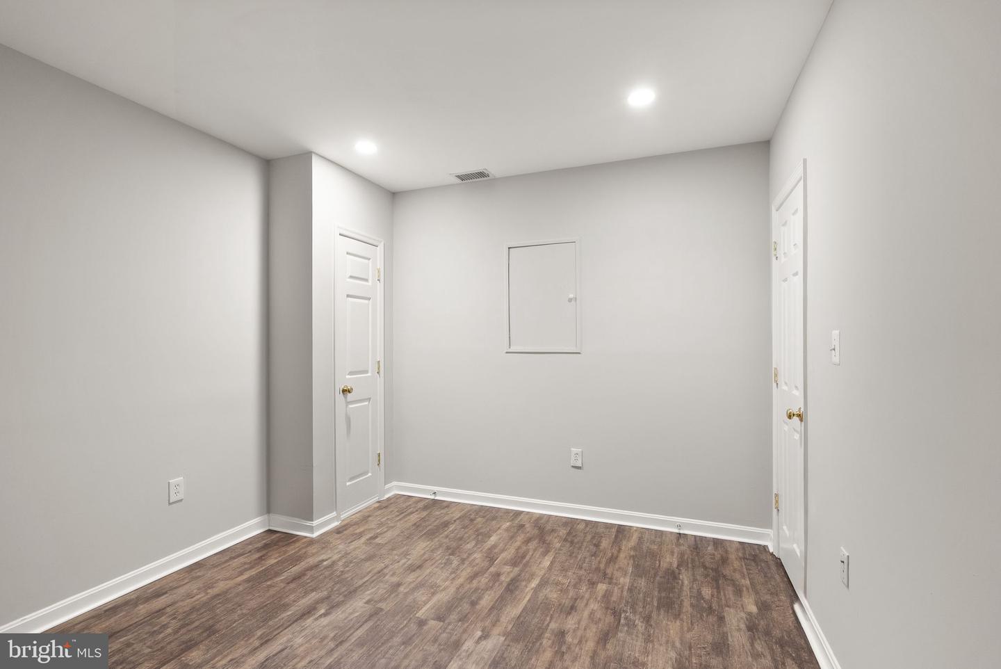 21147 BROOKSIDE LN, STERLING, Virginia 20165, 5 Bedrooms Bedrooms, ,3 BathroomsBathrooms,Residential,For sale,21147 BROOKSIDE LN,VALO2114218 MLS # VALO2114218 21147 BROOKSIDE LN, STERLING, Virginia 20165, 5 Bedrooms Bedrooms, ,3 BathroomsBathrooms,Residential,For sale,21147 BROOKSIDE LN,VALO2114218 MLS # VALO2114218