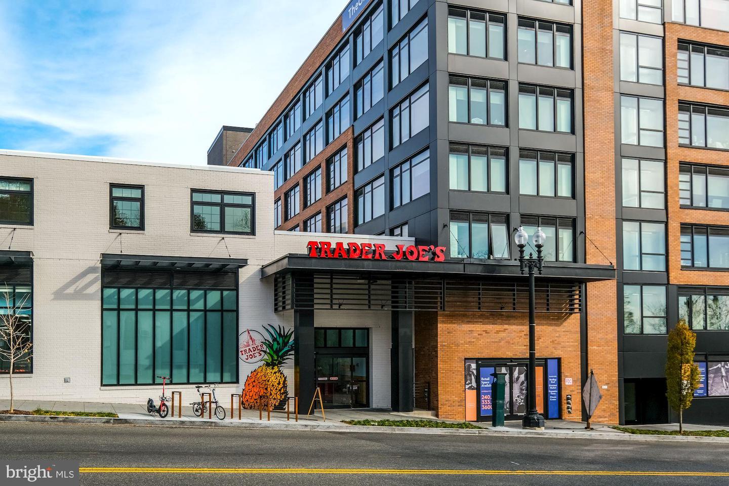 2111 WISCONSIN AVE NW #606, WASHINGTON, District Of Columbia 20007, 1 Bedroom Bedrooms, 2 Rooms Rooms,1 BathroomBathrooms,Residential,For sale,2111 WISCONSIN AVE NW #606,DCDC2242104 MLS # DCDC2242104