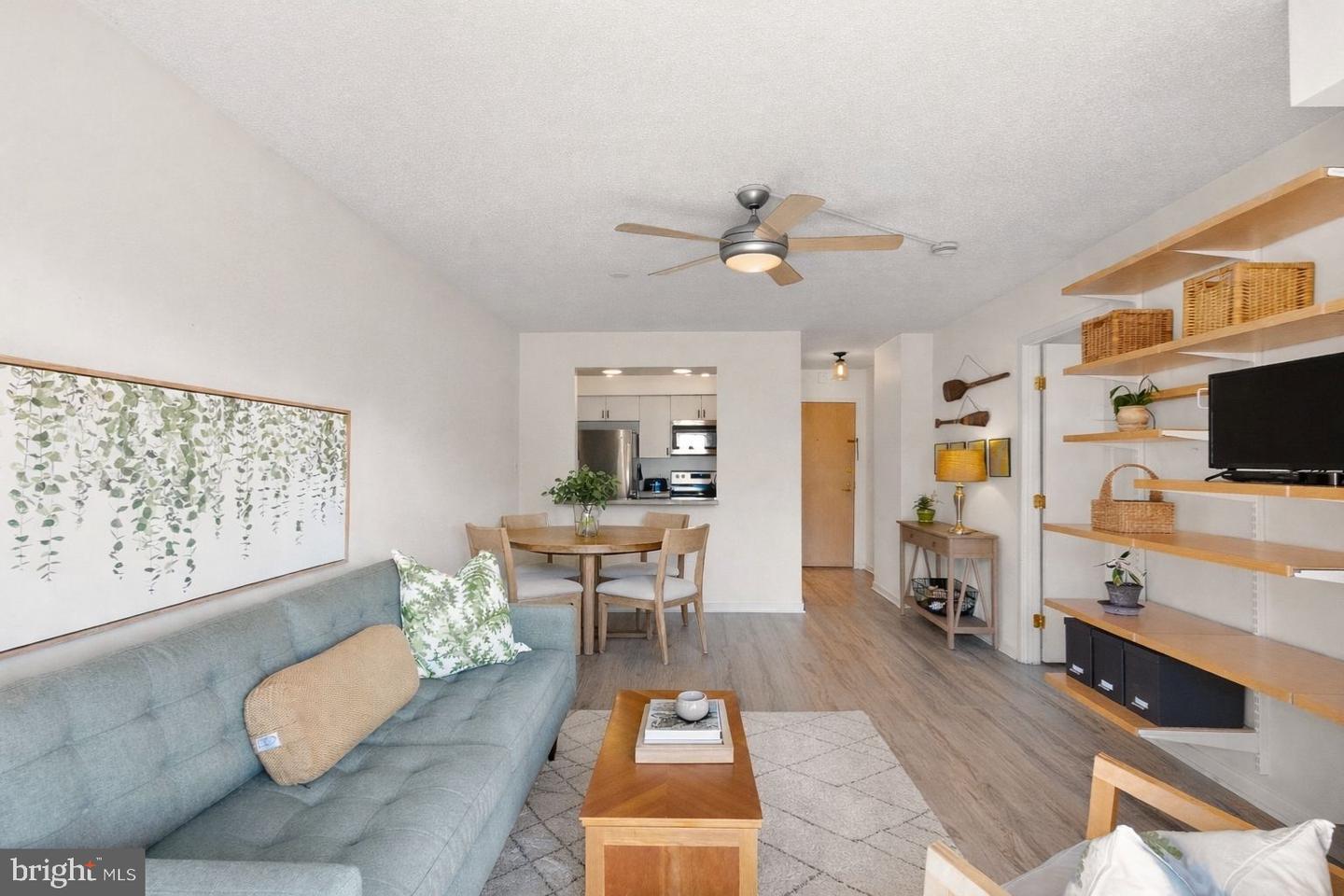 2111 WISCONSIN AVE NW #606, WASHINGTON, District Of Columbia 20007, 1 Bedroom Bedrooms, 2 Rooms Rooms,1 BathroomBathrooms,Residential,For sale,2111 WISCONSIN AVE NW #606,DCDC2242104 MLS # DCDC2242104