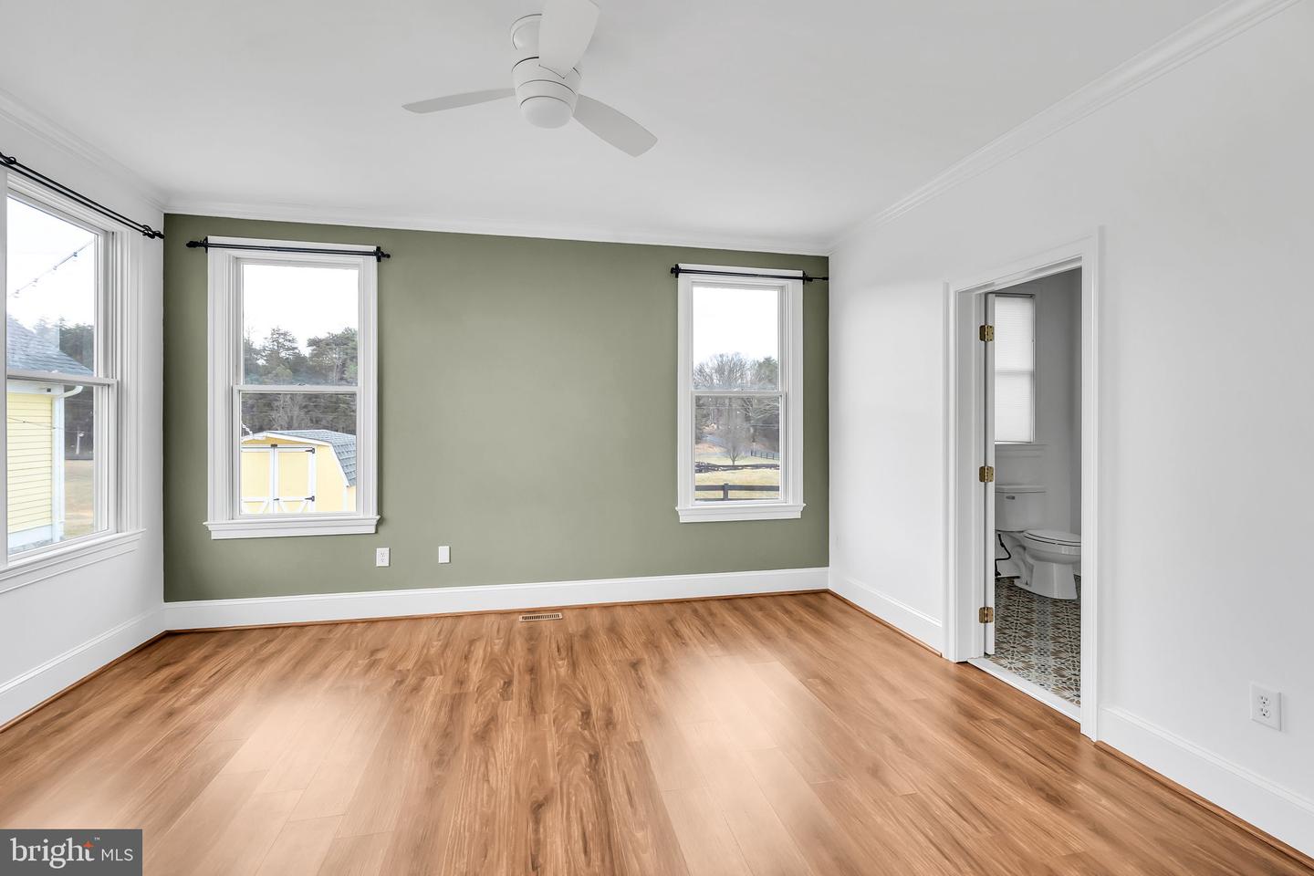 20 KATIE LN, MIDDLETOWN, Virginia 22645, 4 Bedrooms Bedrooms, 11 Rooms Rooms,3 BathroomsBathrooms,Residential,For sale,20 KATIE LN,VAWR2013166 MLS # VAWR2013166