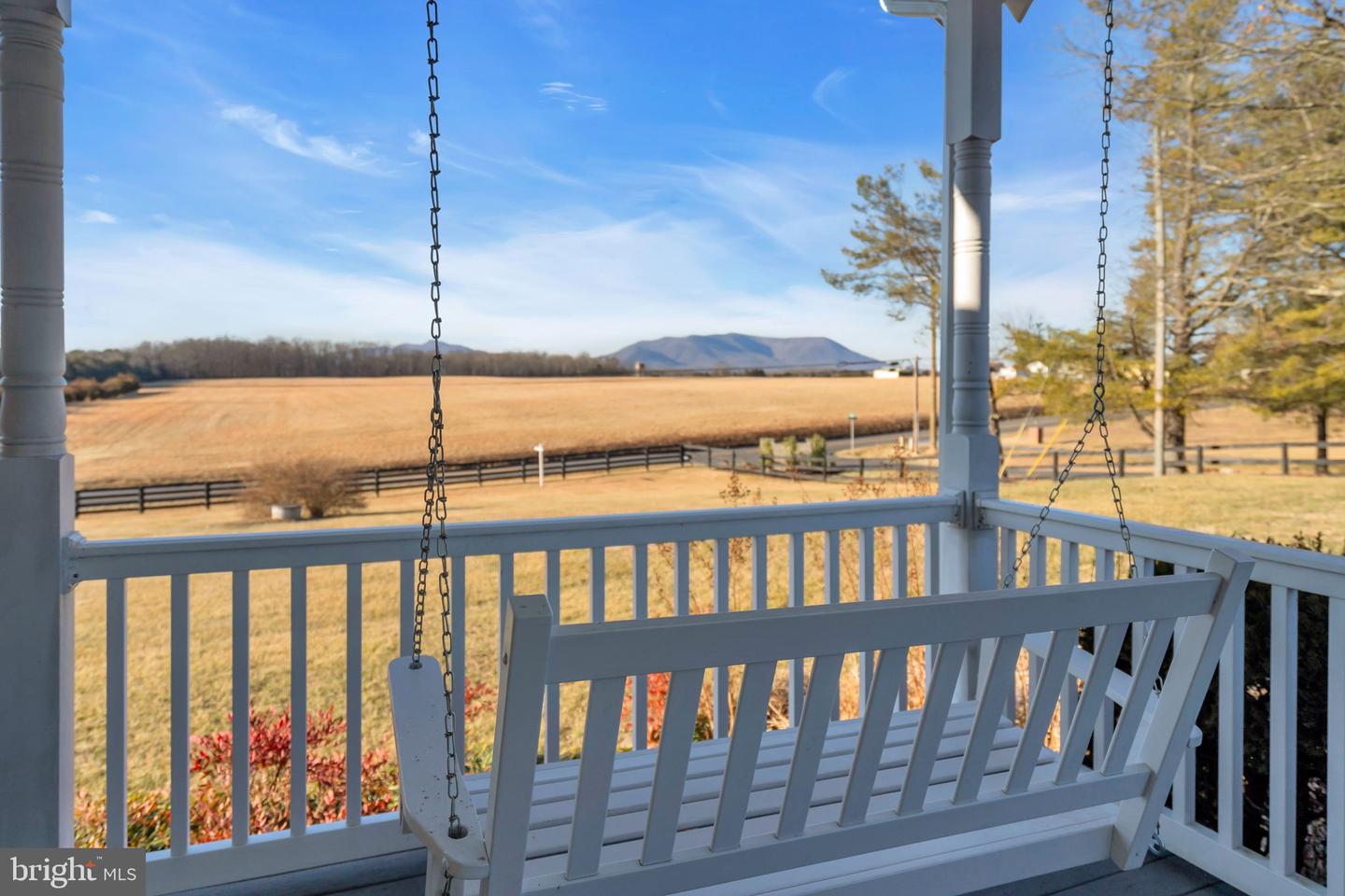 20 KATIE LN, MIDDLETOWN, Virginia 22645, 4 Bedrooms Bedrooms, 11 Rooms Rooms,3 BathroomsBathrooms,Residential,For sale,20 KATIE LN,VAWR2013166 MLS # VAWR2013166