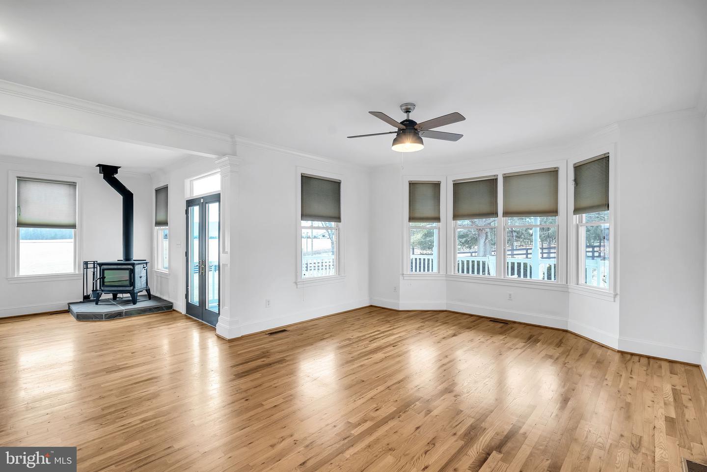 20 KATIE LN, MIDDLETOWN, Virginia 22645, 4 Bedrooms Bedrooms, 11 Rooms Rooms,3 BathroomsBathrooms,Residential,For sale,20 KATIE LN,VAWR2013166 MLS # VAWR2013166