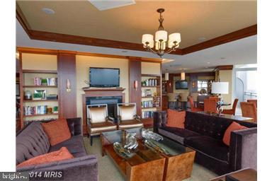 8220 CRESTWOOD HEIGHTS DR #1411, MCLEAN, Virginia 22102, 1 Bedroom Bedrooms, ,2 BathroomsBathrooms,Residential,For sale,8220 CRESTWOOD HEIGHTS DR #1411,VAFX2286512 MLS # VAFX2286512