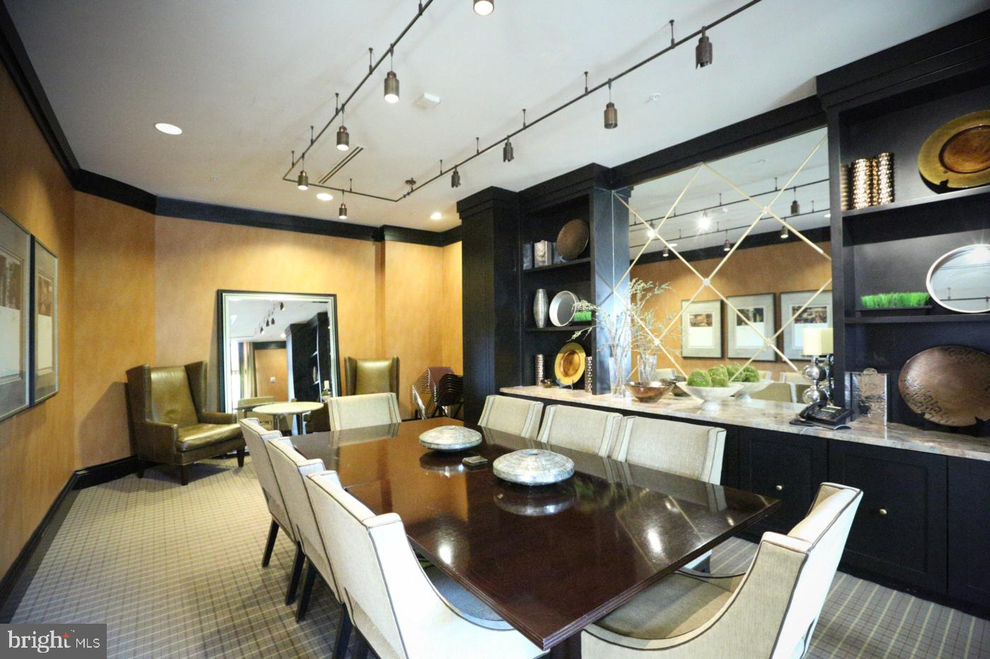 8220 CRESTWOOD HEIGHTS DR #1411, MCLEAN, Virginia 22102, 1 Bedroom Bedrooms, ,2 BathroomsBathrooms,Residential,For sale,8220 CRESTWOOD HEIGHTS DR #1411,VAFX2286512 MLS # VAFX2286512