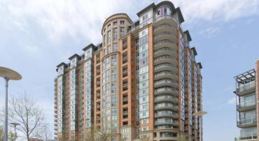 8220 CRESTWOOD HEIGHTS DR #1411, MCLEAN, Virginia 22102, 1 Bedroom Bedrooms, ,2 BathroomsBathrooms,Residential,For sale,8220 CRESTWOOD HEIGHTS DR #1411,VAFX2286512 MLS # VAFX2286512