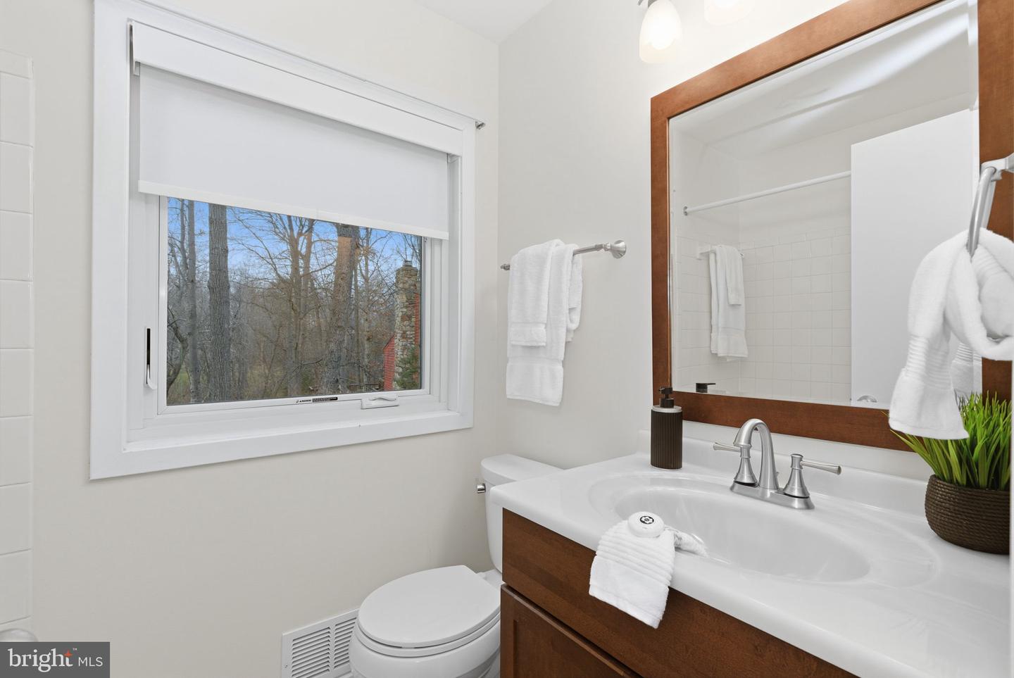 5 WILTSHIRE CT E, STERLING, Virginia 20165, 4 Bedrooms Bedrooms, ,3 BathroomsBathrooms,Residential,For sale,5 WILTSHIRE CT E,VALO2114240 MLS # VALO2114240 5 WILTSHIRE CT E, STERLING, Virginia 20165, 4 Bedrooms Bedrooms, ,3 BathroomsBathrooms,Residential,For sale,5 WILTSHIRE CT E,VALO2114240 MLS # VALO2114240