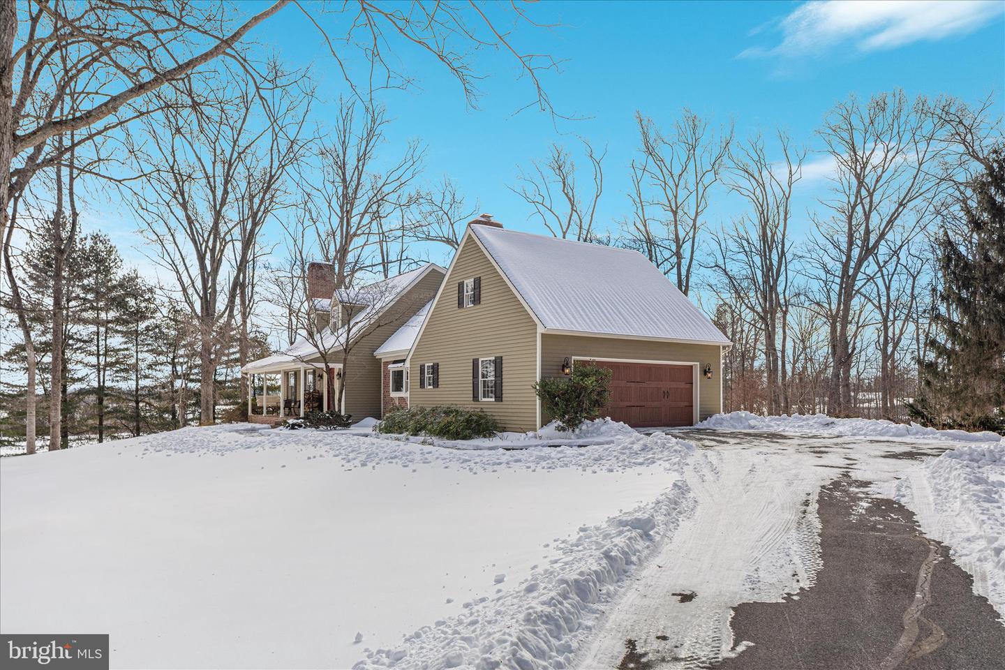 227 DUTCH APPLE DR, WINCHESTER, Virginia 22602, 3 Bedrooms Bedrooms, 6 Rooms Rooms,2 BathroomsBathrooms,Residential,For sale,227 DUTCH APPLE DR,VAFV2039088 MLS # VAFV2039088 227 DUTCH APPLE DR, WINCHESTER, Virginia 22602, 3 Bedrooms Bedrooms, 6 Rooms Rooms,2 BathroomsBathrooms,Residential,For sale,227 DUTCH APPLE DR,VAFV2039088 MLS # VAFV2039088