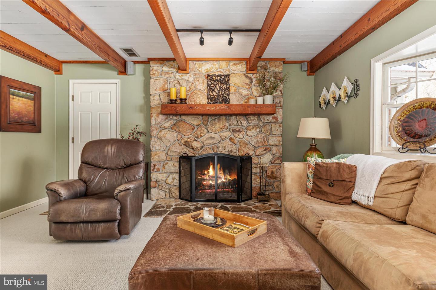 227 DUTCH APPLE DR, WINCHESTER, Virginia 22602, 3 Bedrooms Bedrooms, 6 Rooms Rooms,2 BathroomsBathrooms,Residential,For sale,227 DUTCH APPLE DR,VAFV2039088 MLS # VAFV2039088 227 DUTCH APPLE DR, WINCHESTER, Virginia 22602, 3 Bedrooms Bedrooms, 6 Rooms Rooms,2 BathroomsBathrooms,Residential,For sale,227 DUTCH APPLE DR,VAFV2039088 MLS # VAFV2039088