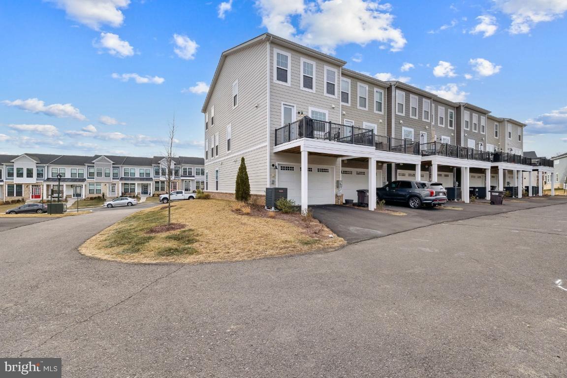 3578 STEPHENSONS HILL RD, MARSHALL, Virginia 20115, 3 Bedrooms Bedrooms, 12 Rooms Rooms,3 BathroomsBathrooms,Residential,For sale,3578 STEPHENSONS HILL RD,VAFQ2020186 MLS # VAFQ2020186