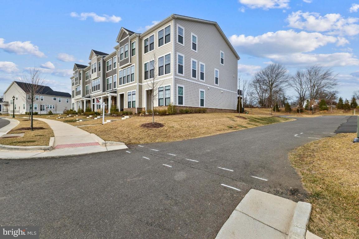 3578 STEPHENSONS HILL RD, MARSHALL, Virginia 20115, 3 Bedrooms Bedrooms, 12 Rooms Rooms,3 BathroomsBathrooms,Residential,For sale,3578 STEPHENSONS HILL RD,VAFQ2020186 MLS # VAFQ2020186