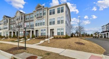 3578 STEPHENSONS HILL RD, MARSHALL, Virginia 20115, 3 Bedrooms Bedrooms, 12 Rooms Rooms,3 BathroomsBathrooms,Residential,For sale,3578 STEPHENSONS HILL RD,VAFQ2020186 MLS # VAFQ2020186