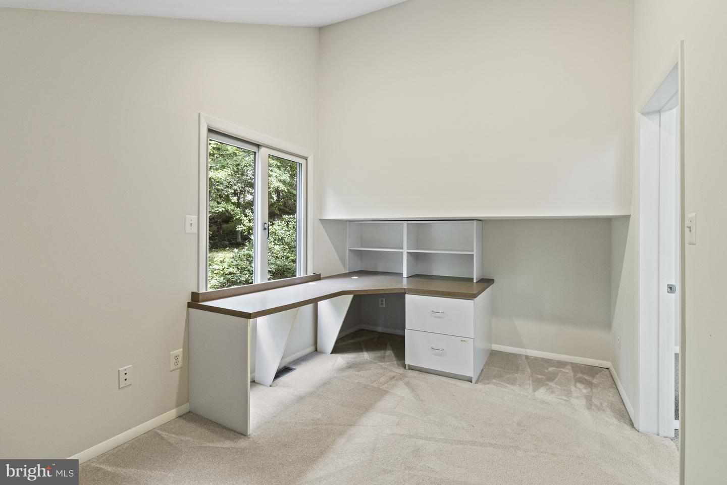 7107 ROXANN RD, ALEXANDRIA, Virginia 22315, 4 Bedrooms Bedrooms, ,4 BathroomsBathrooms,Residential,For sale,7107 ROXANN RD,VAFX2286678 MLS # VAFX2286678