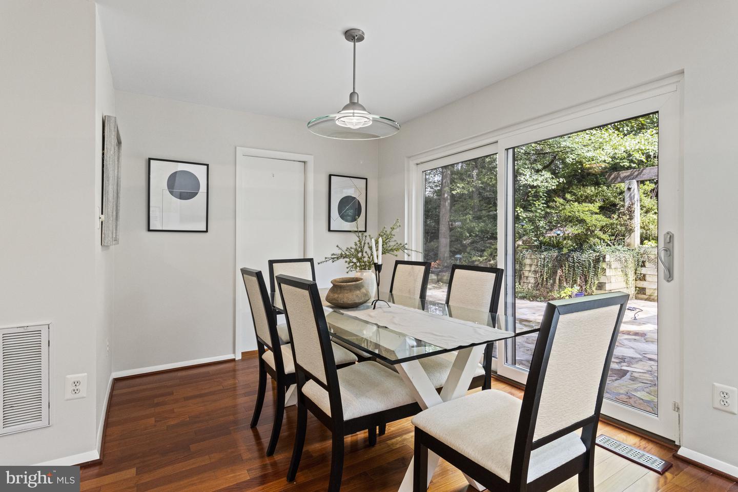 7107 ROXANN RD, ALEXANDRIA, Virginia 22315, 4 Bedrooms Bedrooms, ,4 BathroomsBathrooms,Residential,For sale,7107 ROXANN RD,VAFX2286678 MLS # VAFX2286678