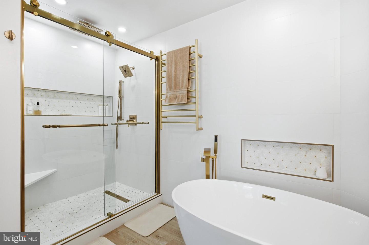 9622 RIDGE AVE, FAIRFAX, Virginia 22030, 4 Bedrooms Bedrooms, ,3 BathroomsBathrooms,Residential,For sale,9622 RIDGE AVE,VAFC2007684 MLS # VAFC2007684