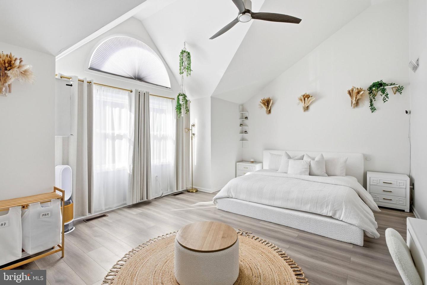 9622 RIDGE AVE, FAIRFAX, Virginia 22030, 4 Bedrooms Bedrooms, ,3 BathroomsBathrooms,Residential,For sale,9622 RIDGE AVE,VAFC2007684 MLS # VAFC2007684