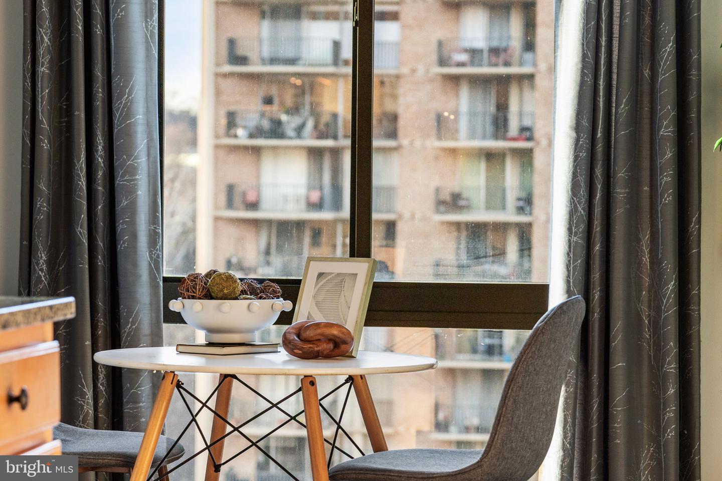 4500 S FOUR MILE RUN DR #710, ARLINGTON, Virginia 22204, 1 Bedroom Bedrooms, ,1 BathroomBathrooms,Residential,For sale,4500 S FOUR MILE RUN DR #710,VAAR2067938 MLS # VAAR2067938 4500 S FOUR MILE RUN DR #710, ARLINGTON, Virginia 22204, 1 Bedroom Bedrooms, ,1 BathroomBathrooms,Residential,For sale,4500 S FOUR MILE RUN DR #710,VAAR2067938 MLS # VAAR2067938