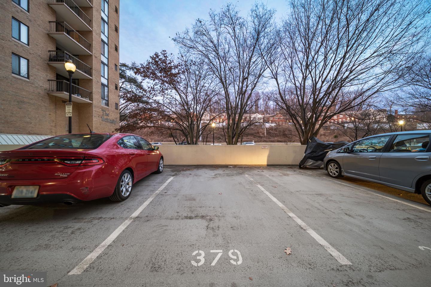 4500 S FOUR MILE RUN DR #710, ARLINGTON, Virginia 22204, 1 Bedroom Bedrooms, ,1 BathroomBathrooms,Residential,For sale,4500 S FOUR MILE RUN DR #710,VAAR2067938 MLS # VAAR2067938 4500 S FOUR MILE RUN DR #710, ARLINGTON, Virginia 22204, 1 Bedroom Bedrooms, ,1 BathroomBathrooms,Residential,For sale,4500 S FOUR MILE RUN DR #710,VAAR2067938 MLS # VAAR2067938