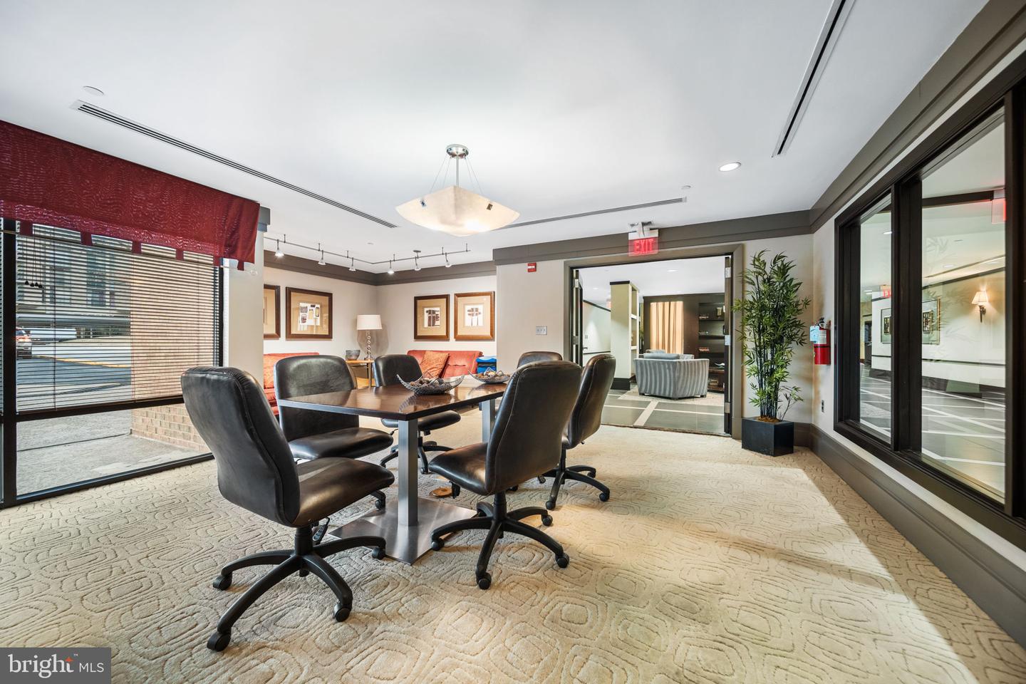 4500 S FOUR MILE RUN DR #710, ARLINGTON, Virginia 22204, 1 Bedroom Bedrooms, ,1 BathroomBathrooms,Residential,For sale,4500 S FOUR MILE RUN DR #710,VAAR2067938 MLS # VAAR2067938 4500 S FOUR MILE RUN DR #710, ARLINGTON, Virginia 22204, 1 Bedroom Bedrooms, ,1 BathroomBathrooms,Residential,For sale,4500 S FOUR MILE RUN DR #710,VAAR2067938 MLS # VAAR2067938