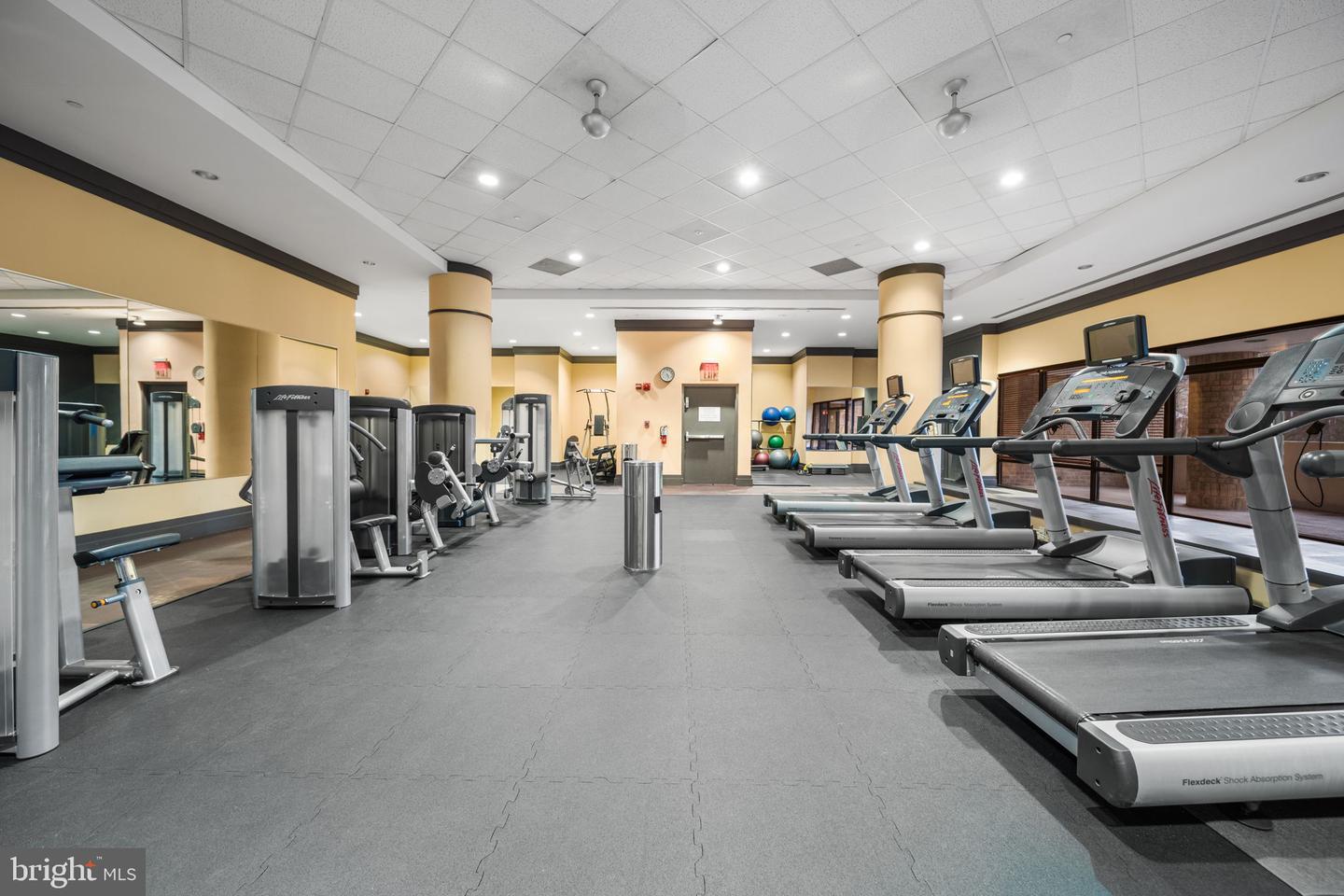 4500 S FOUR MILE RUN DR #710, ARLINGTON, Virginia 22204, 1 Bedroom Bedrooms, ,1 BathroomBathrooms,Residential,For sale,4500 S FOUR MILE RUN DR #710,VAAR2067938 MLS # VAAR2067938 4500 S FOUR MILE RUN DR #710, ARLINGTON, Virginia 22204, 1 Bedroom Bedrooms, ,1 BathroomBathrooms,Residential,For sale,4500 S FOUR MILE RUN DR #710,VAAR2067938 MLS # VAAR2067938