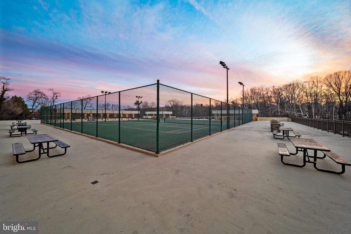 4500 S FOUR MILE RUN DR #710, ARLINGTON, Virginia 22204, 1 Bedroom Bedrooms, ,1 BathroomBathrooms,Residential,For sale,4500 S FOUR MILE RUN DR #710,VAAR2067938 MLS # VAAR2067938 4500 S FOUR MILE RUN DR #710, ARLINGTON, Virginia 22204, 1 Bedroom Bedrooms, ,1 BathroomBathrooms,Residential,For sale,4500 S FOUR MILE RUN DR #710,VAAR2067938 MLS # VAAR2067938