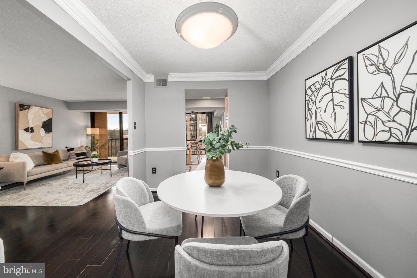 4500 S FOUR MILE RUN DR #710, ARLINGTON, Virginia 22204, 1 Bedroom Bedrooms, ,1 BathroomBathrooms,Residential,For sale,4500 S FOUR MILE RUN DR #710,VAAR2067938 MLS # VAAR2067938 4500 S FOUR MILE RUN DR #710, ARLINGTON, Virginia 22204, 1 Bedroom Bedrooms, ,1 BathroomBathrooms,Residential,For sale,4500 S FOUR MILE RUN DR #710,VAAR2067938 MLS # VAAR2067938