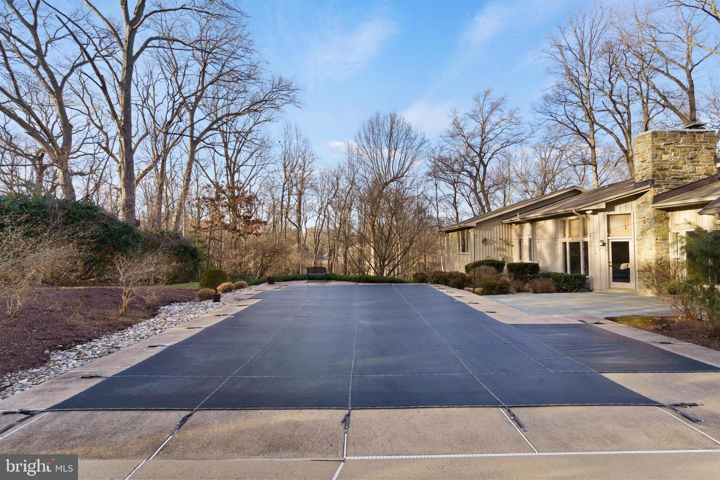 10124 CAPTAIN HICKORY PL, GREAT FALLS, Virginia 22066, 5 Bedrooms Bedrooms, ,4 BathroomsBathrooms,Residential,For sale,10124 CAPTAIN HICKORY PL,VAFX2286724 MLS # VAFX2286724