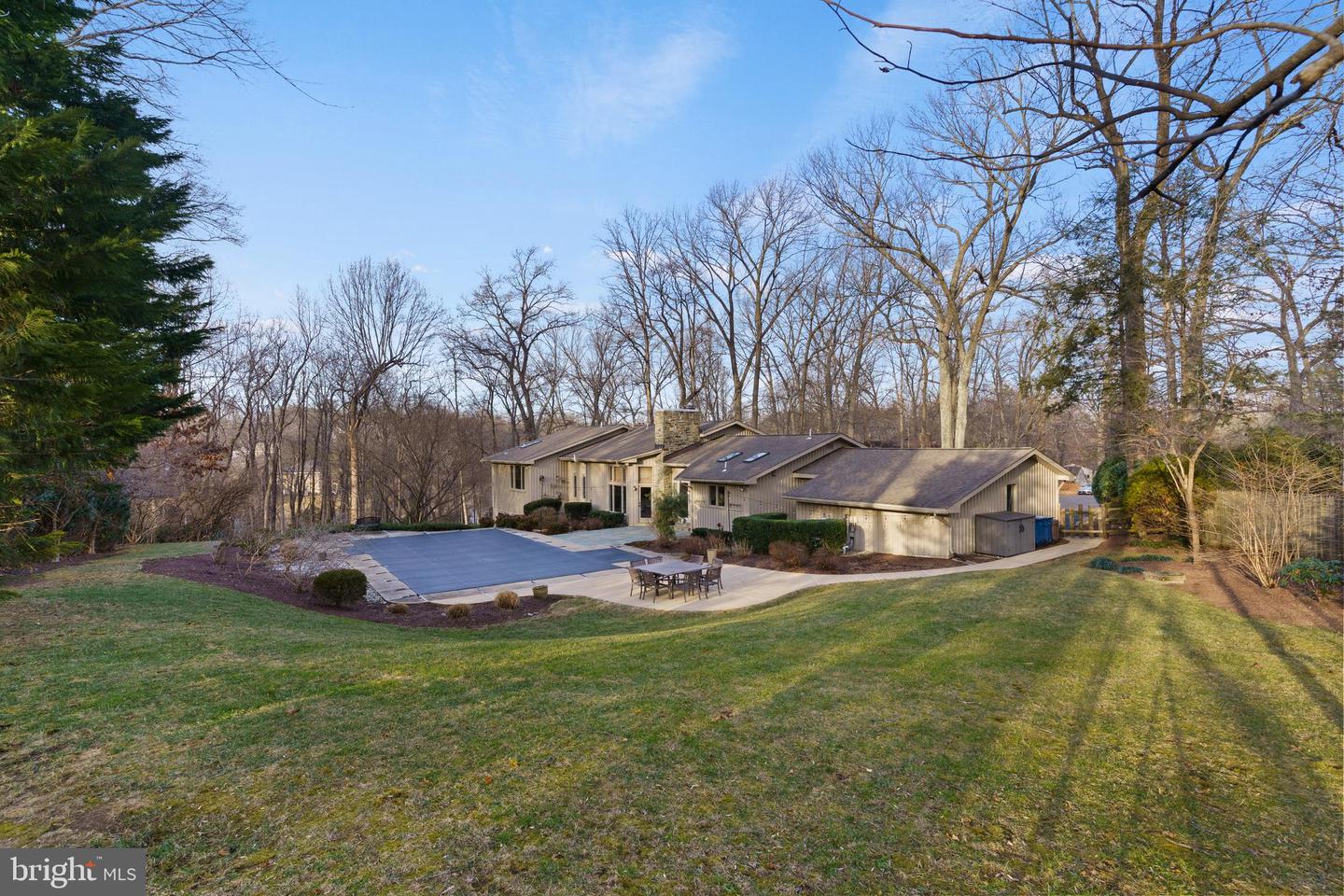 10124 CAPTAIN HICKORY PL, GREAT FALLS, Virginia 22066, 5 Bedrooms Bedrooms, ,4 BathroomsBathrooms,Residential,For sale,10124 CAPTAIN HICKORY PL,VAFX2286724 MLS # VAFX2286724