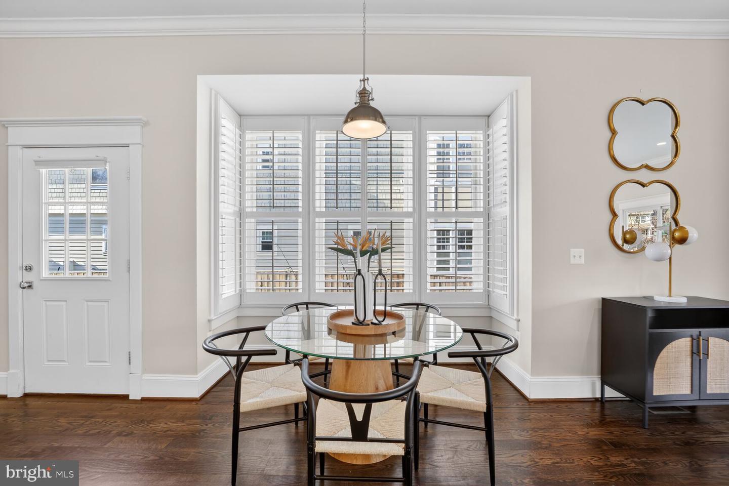 8113 WELLINGTON RD, ALEXANDRIA, Virginia 22308, 5 Bedrooms Bedrooms, ,4 BathroomsBathrooms,Residential,For sale,8113 WELLINGTON RD,VAFX2286738 MLS # VAFX2286738