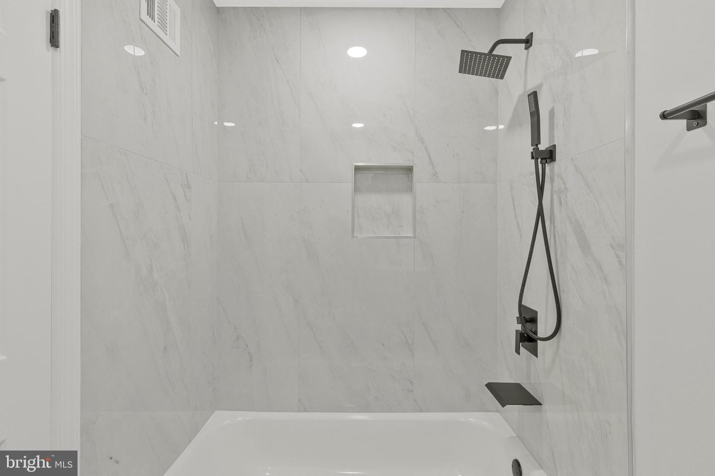 7269 EVANSTON RD, SPRINGFIELD, Virginia 22150, 4 Bedrooms Bedrooms, 13 Rooms Rooms,3 BathroomsBathrooms,Residential,For sale,7269 EVANSTON RD,VAFX2286818 MLS # VAFX2286818 7269 EVANSTON RD, SPRINGFIELD, Virginia 22150, 4 Bedrooms Bedrooms, 13 Rooms Rooms,3 BathroomsBathrooms,Residential,For sale,7269 EVANSTON RD,VAFX2286818 MLS # VAFX2286818