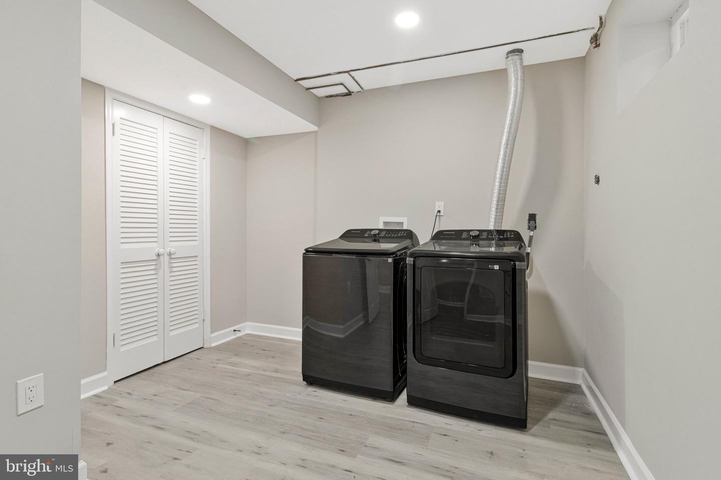 7269 EVANSTON RD, SPRINGFIELD, Virginia 22150, 4 Bedrooms Bedrooms, 13 Rooms Rooms,3 BathroomsBathrooms,Residential,For sale,7269 EVANSTON RD,VAFX2286818 MLS # VAFX2286818 7269 EVANSTON RD, SPRINGFIELD, Virginia 22150, 4 Bedrooms Bedrooms, 13 Rooms Rooms,3 BathroomsBathrooms,Residential,For sale,7269 EVANSTON RD,VAFX2286818 MLS # VAFX2286818