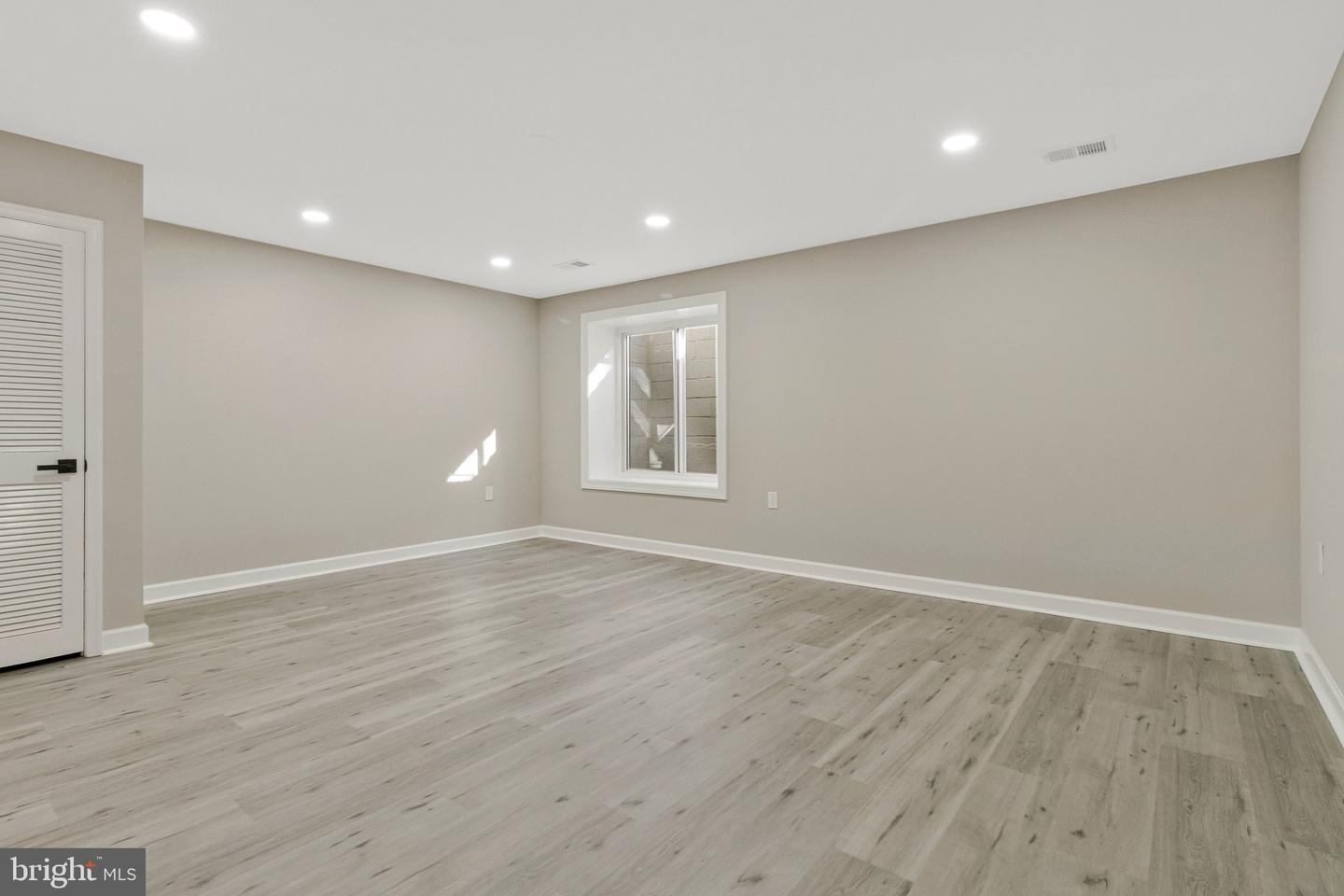 7269 EVANSTON RD, SPRINGFIELD, Virginia 22150, 4 Bedrooms Bedrooms, 13 Rooms Rooms,3 BathroomsBathrooms,Residential,For sale,7269 EVANSTON RD,VAFX2286818 MLS # VAFX2286818 7269 EVANSTON RD, SPRINGFIELD, Virginia 22150, 4 Bedrooms Bedrooms, 13 Rooms Rooms,3 BathroomsBathrooms,Residential,For sale,7269 EVANSTON RD,VAFX2286818 MLS # VAFX2286818