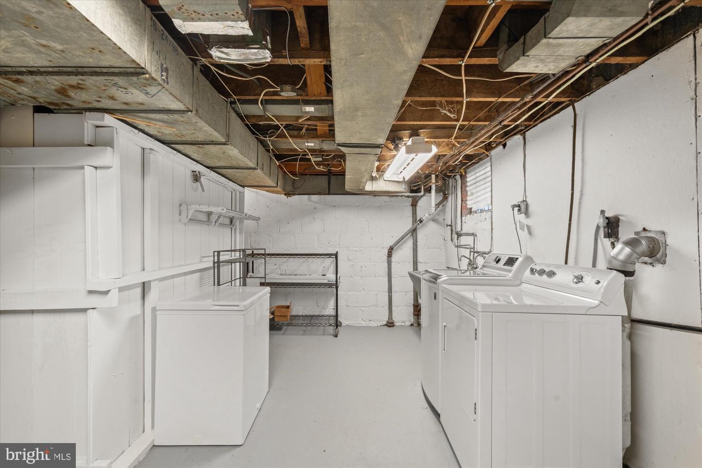 399 TENNESSEE AVE, ALEXANDRIA, Virginia 22305, 3 Bedrooms Bedrooms, ,2 BathroomsBathrooms,Residential,For sale,399 TENNESSEE AVE,VAAX2053380 MLS # VAAX2053380