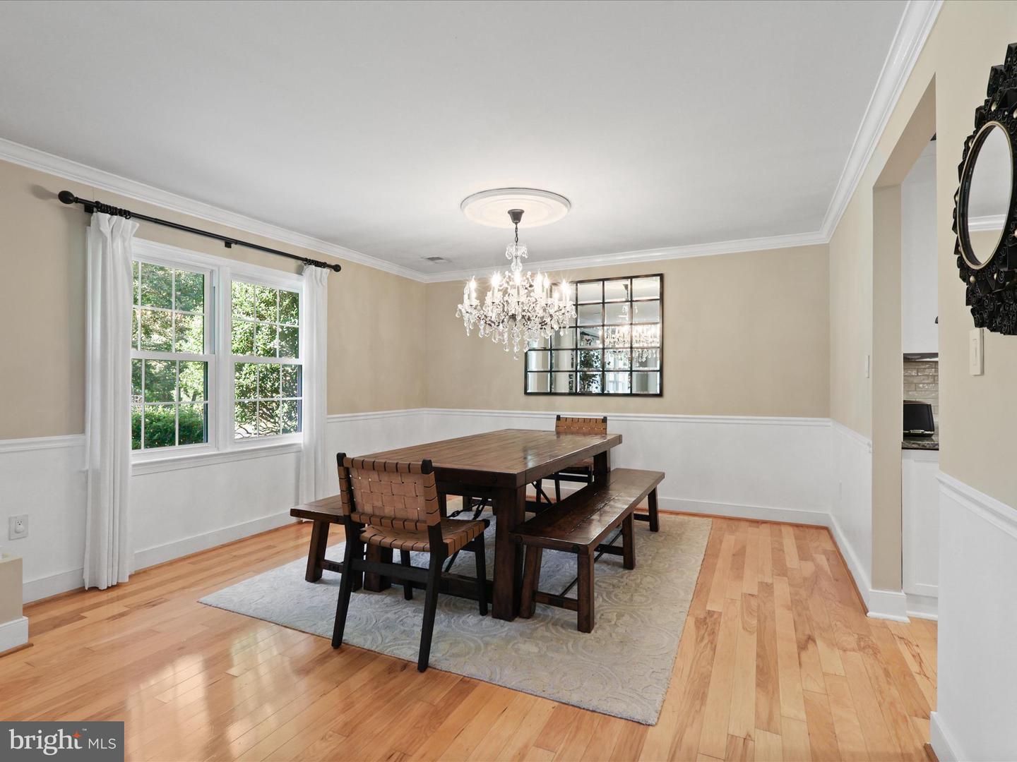 11607 HELMONT DR, OAKTON, Virginia 22124, 4 Bedrooms Bedrooms, ,2 BathroomsBathrooms,Residential,For sale,11607 HELMONT DR,VAFX2286834 MLS # VAFX2286834