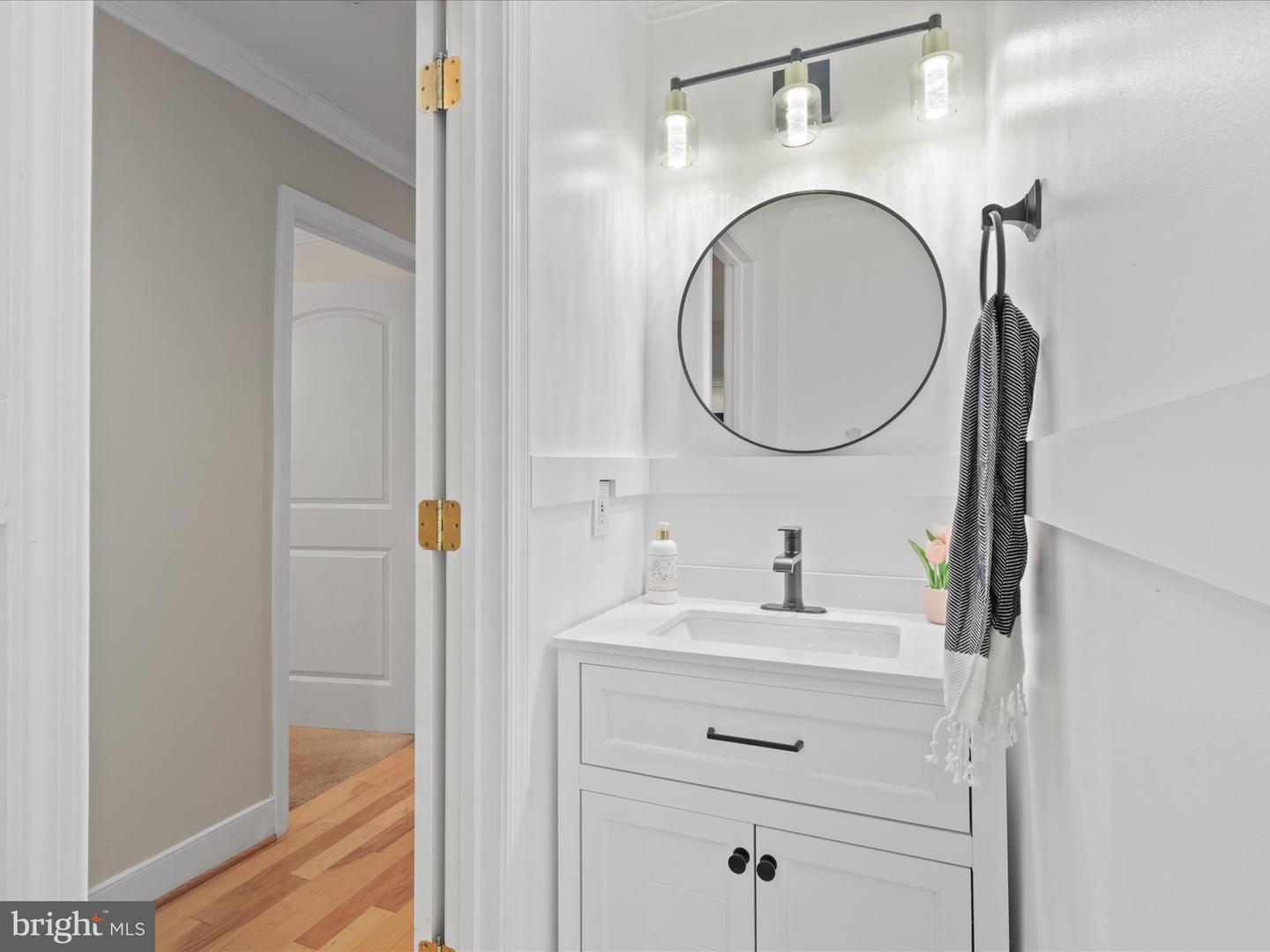 11607 HELMONT DR, OAKTON, Virginia 22124, 4 Bedrooms Bedrooms, ,2 BathroomsBathrooms,Residential,For sale,11607 HELMONT DR,VAFX2286834 MLS # VAFX2286834