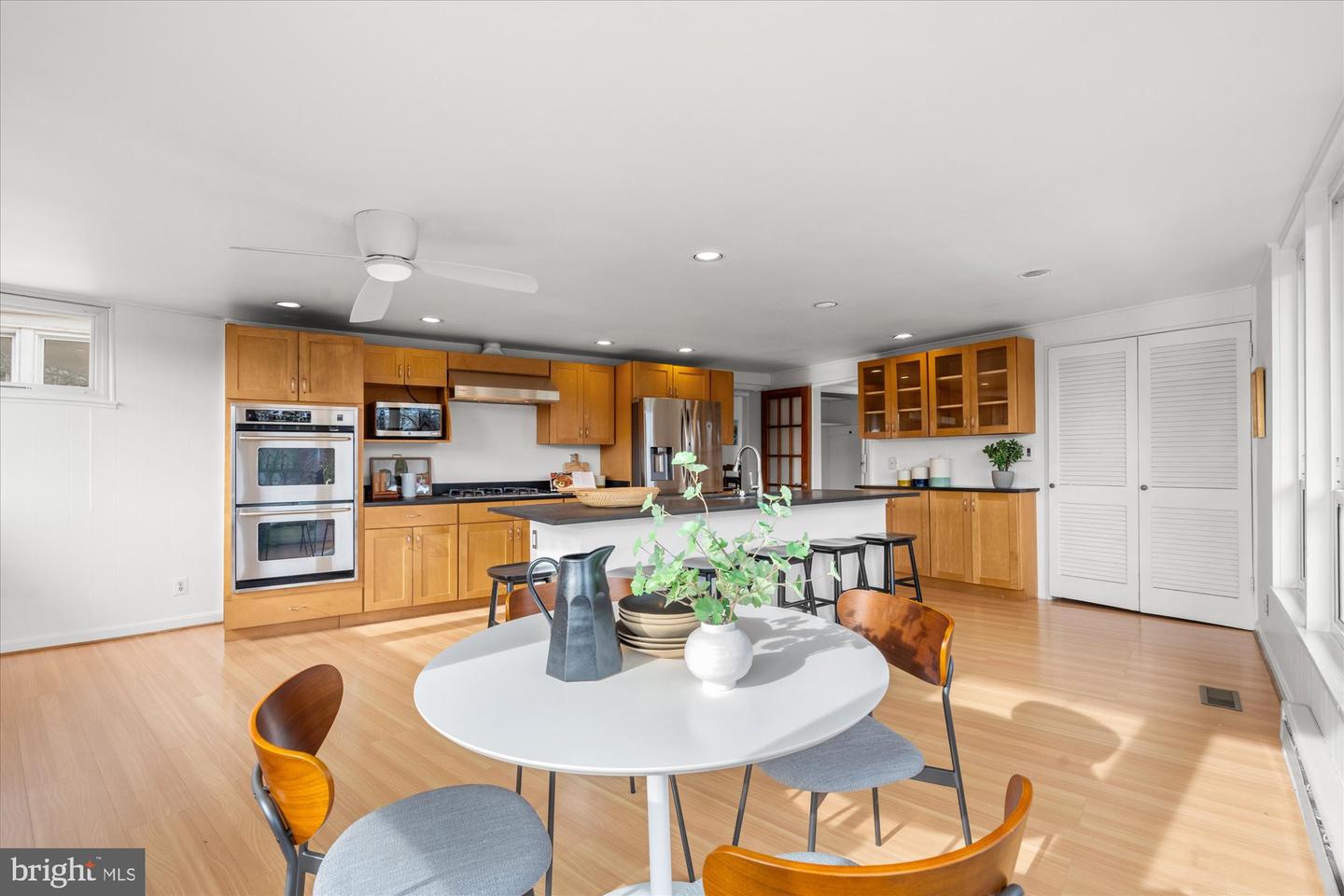 2917 ARGYLE DR, ALEXANDRIA, Virginia 22305, 4 Bedrooms Bedrooms, ,3 BathroomsBathrooms,Residential,For sale,2917 ARGYLE DR,VAAX2053382 MLS # VAAX2053382