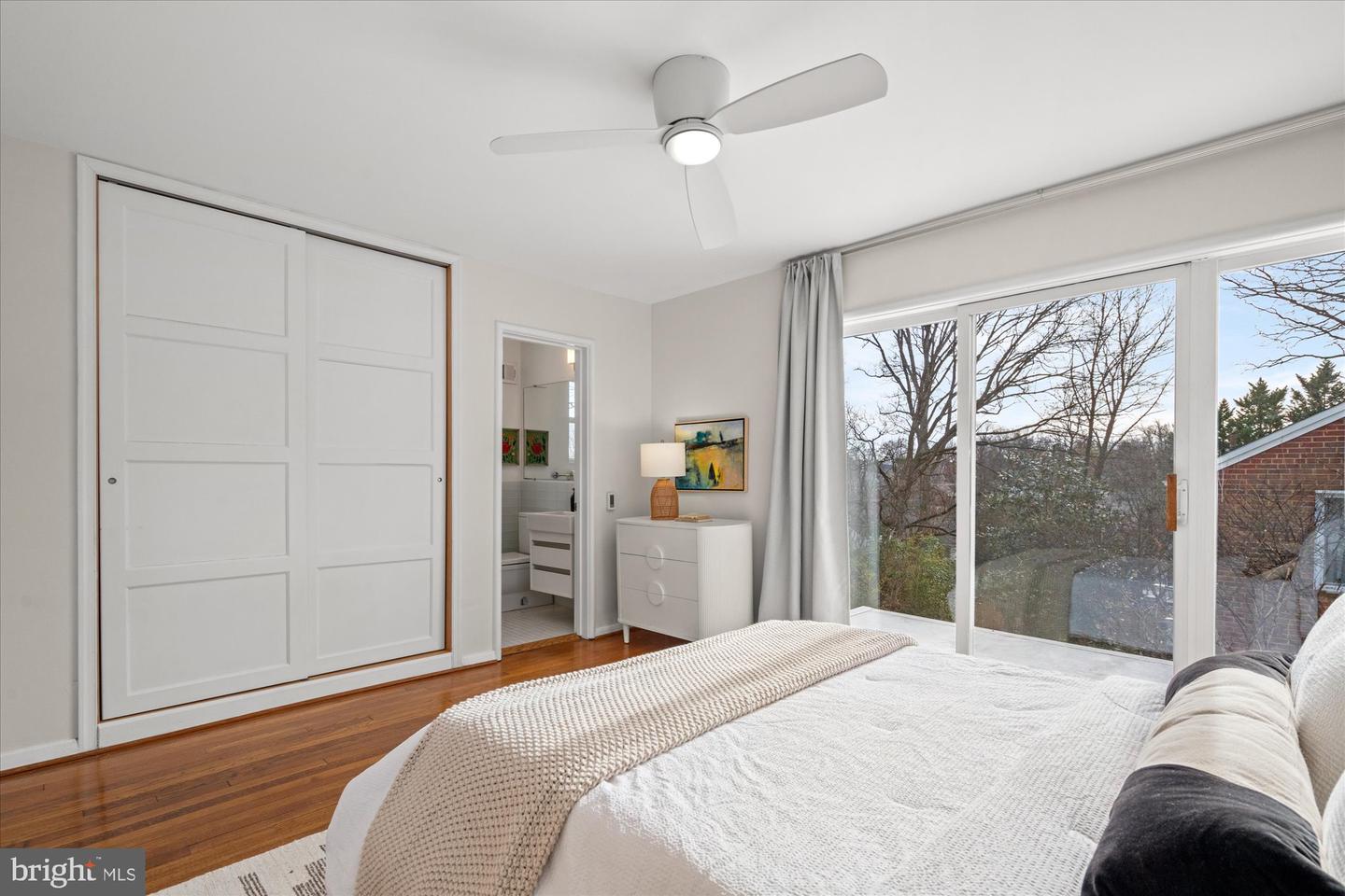 2917 ARGYLE DR, ALEXANDRIA, Virginia 22305, 4 Bedrooms Bedrooms, ,3 BathroomsBathrooms,Residential,For sale,2917 ARGYLE DR,VAAX2053382 MLS # VAAX2053382