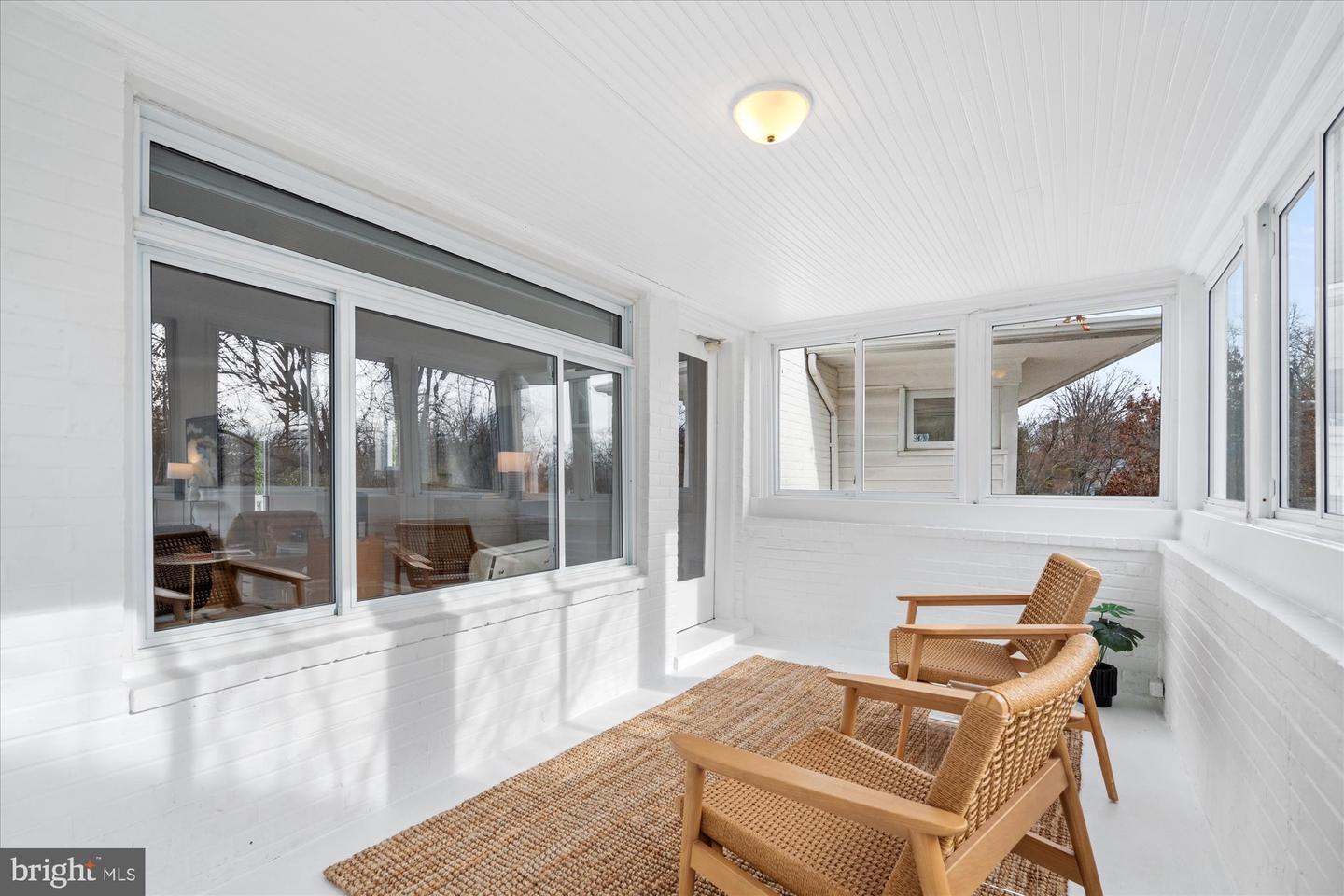 2917 ARGYLE DR, ALEXANDRIA, Virginia 22305, 4 Bedrooms Bedrooms, ,3 BathroomsBathrooms,Residential,For sale,2917 ARGYLE DR,VAAX2053382 MLS # VAAX2053382