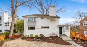 2917 ARGYLE DR, ALEXANDRIA, Virginia 22305, 4 Bedrooms Bedrooms, ,3 BathroomsBathrooms,Residential,For sale,2917 ARGYLE DR,VAAX2053382 MLS # VAAX2053382