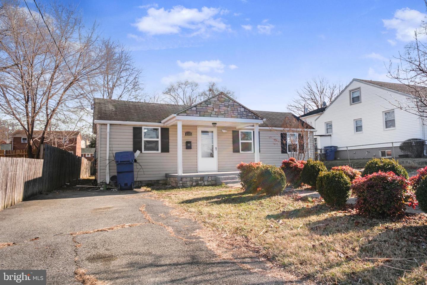 1307 MONROE AVE, FRONT ROYAL, Virginia 22630, 3 Bedrooms Bedrooms, ,2 BathroomsBathrooms,Residential,For sale,1307 MONROE AVE,VAWR2013194 MLS # VAWR2013194 1307 MONROE AVE, FRONT ROYAL, Virginia 22630, 3 Bedrooms Bedrooms, ,2 BathroomsBathrooms,Residential,For sale,1307 MONROE AVE,VAWR2013194 MLS # VAWR2013194